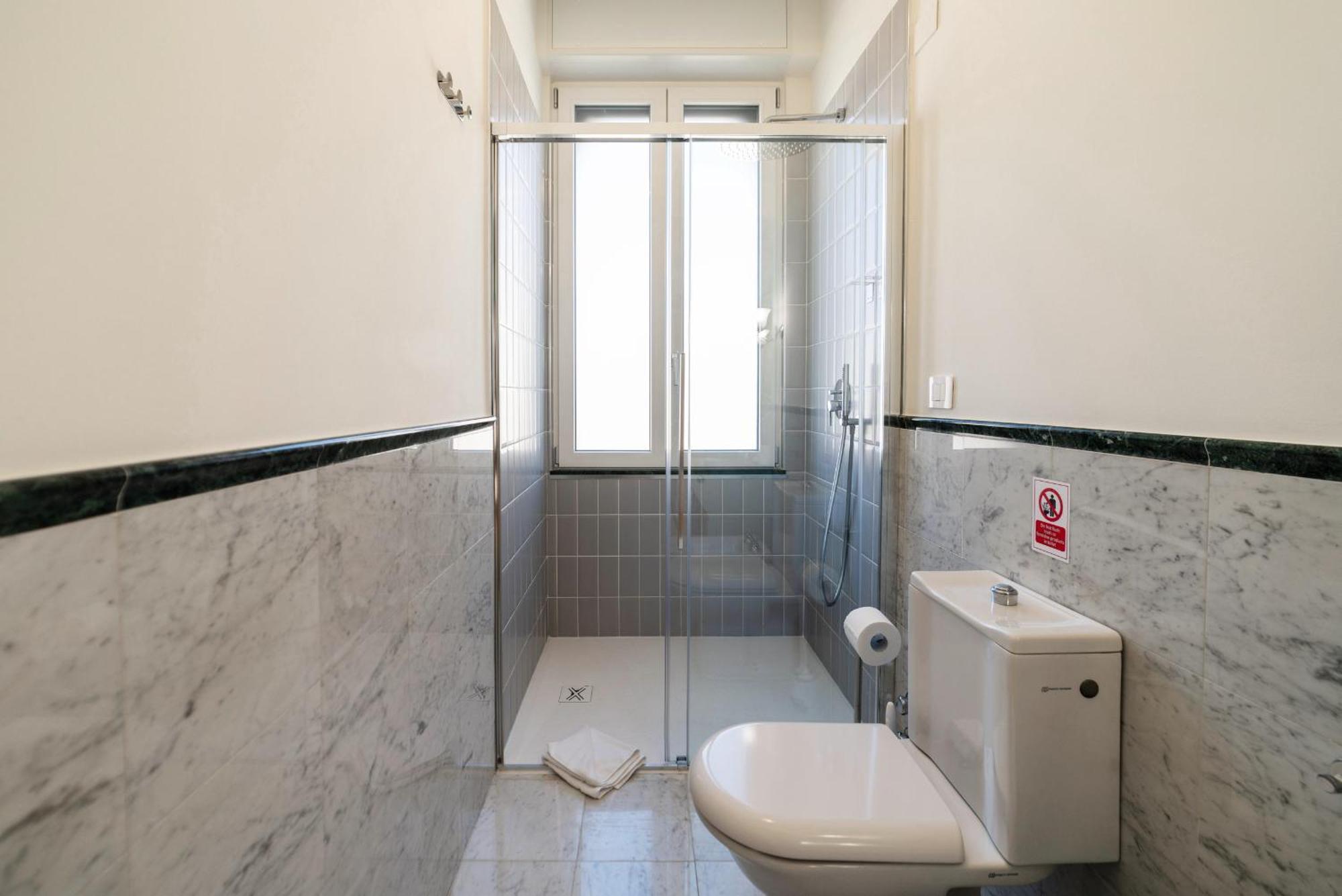 Casa Bella 16 - 8 Min To Metro, 15 Min To Lin Airport, University Area Milan Exterior photo