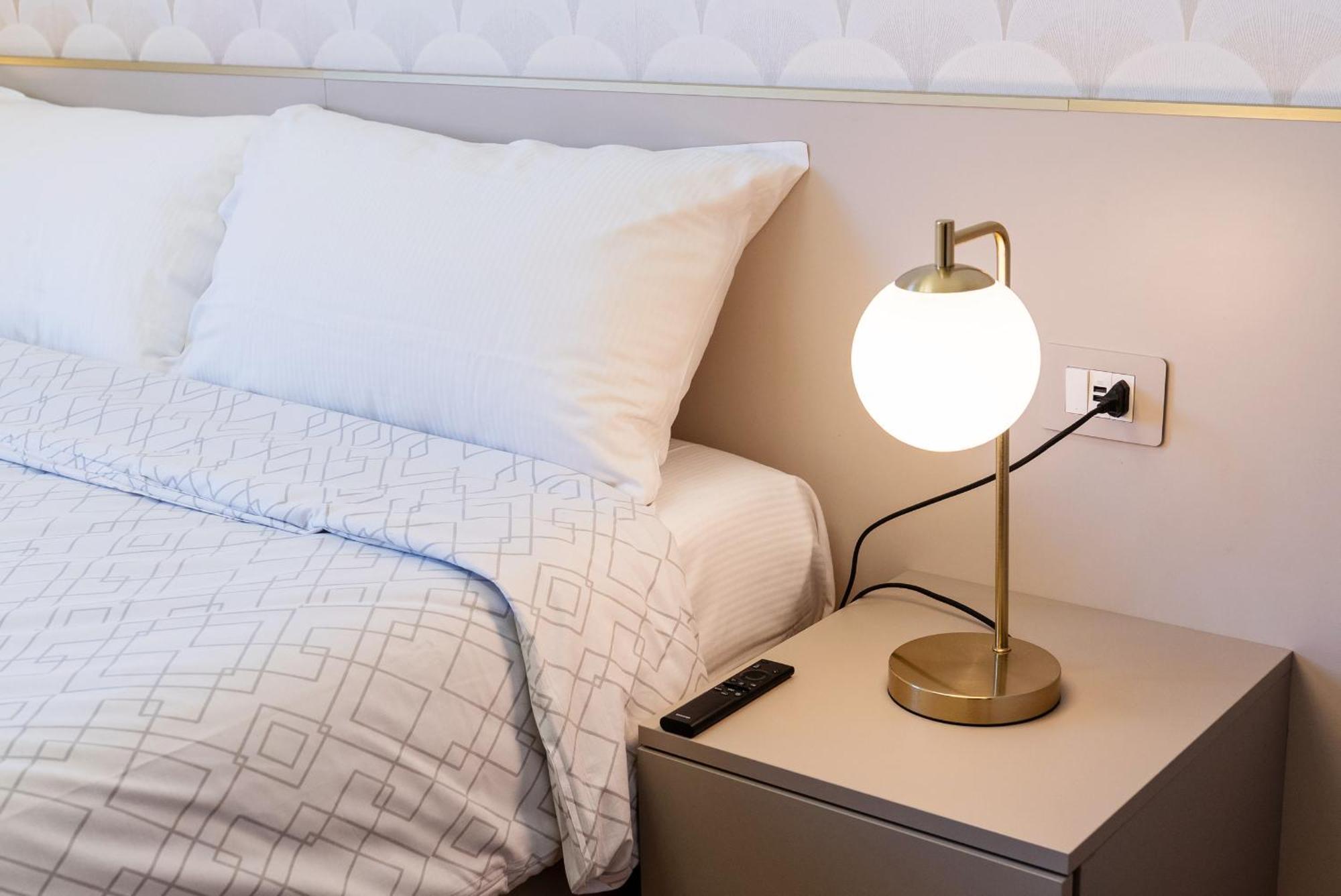 Casa Bella 16 - 8 Min To Metro, 15 Min To Lin Airport, University Area Milan Exterior photo