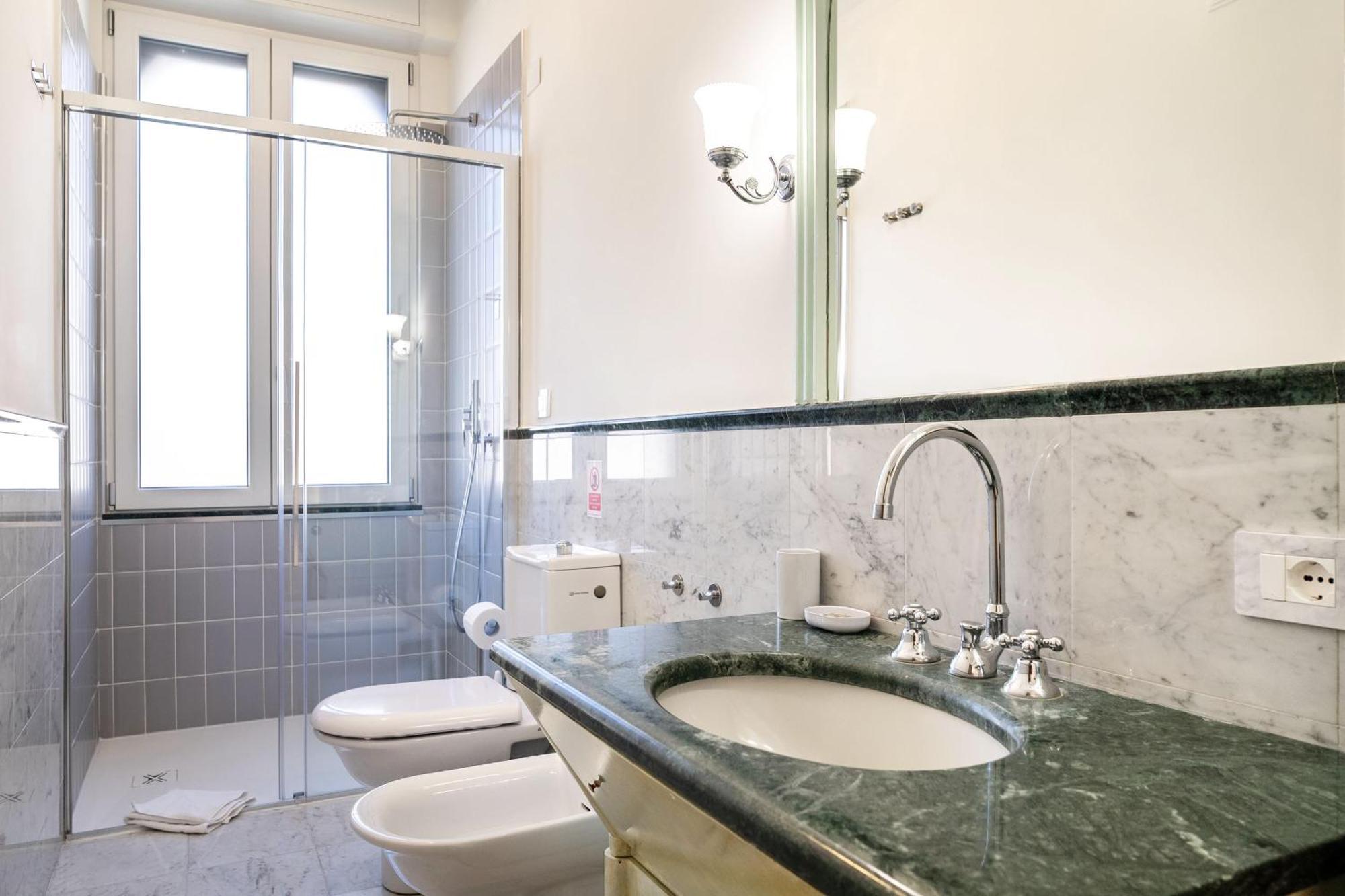 Casa Bella 16 - 8 Min To Metro, 15 Min To Lin Airport, University Area Milan Exterior photo